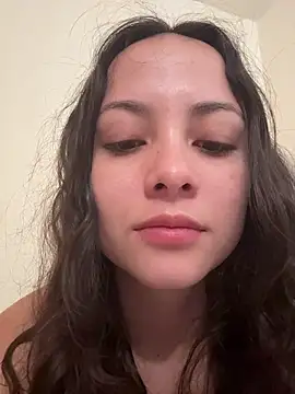 Megan Rodrigo online show from 15, 4, 2026