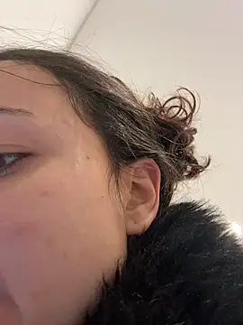 Megan Rodrigo online show from 17, 6, 2026