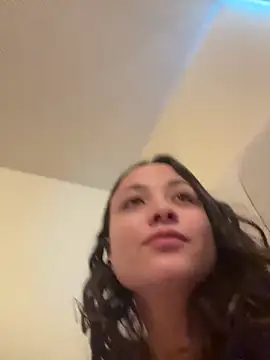 Megan Rodrigo online show from 28, 2, 2026