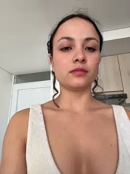 Megan Rodrigo online show from 11, 6, 2026
