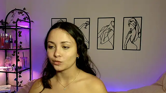 Megan Rodrigo online show from 10, 10, 2025