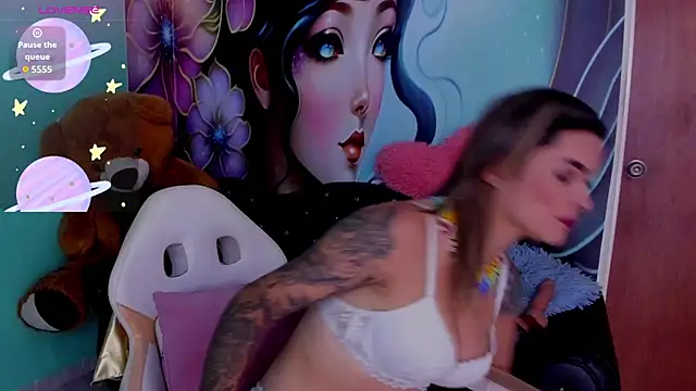 mia bigtits17 online show from 7, 5, 2026