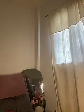 Roxanne 08 online show from 26, 11, 2025