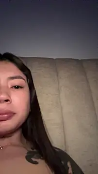 Roxanne 08 online show from 17, 3, 2026