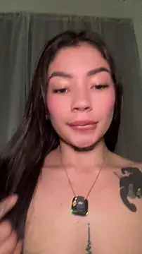 Roxanne 08 online show from 8, 4, 2026