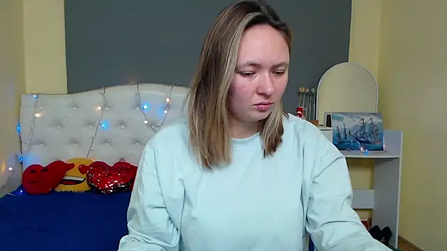 SallyVerda online show from 3, 12, 2025