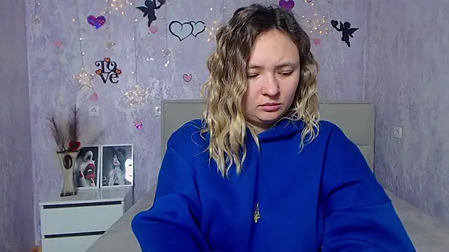 SallyVerda online show from 26, 2, 2025