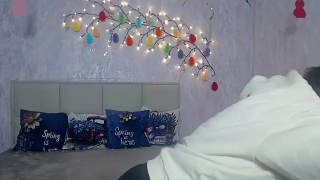 SallyVerda online show from 10, 4, 2026