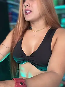 Amber Martins  online show from 10, 3, 2025