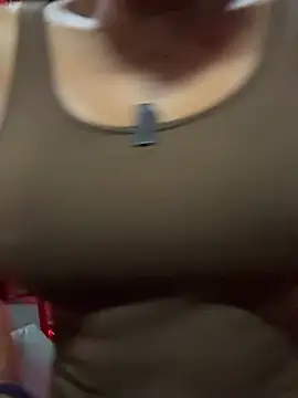 Amber Martins  online show from 20, 3, 2025