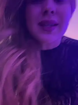 Amber Martins  online show from 3, 5, 2026