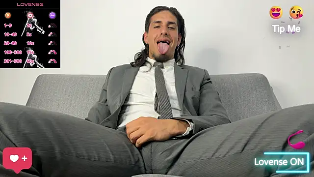 Tom blunt96 online show from 2, 10, 2025