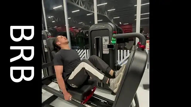 Tom blunt96 online show from 3, 3, 2026