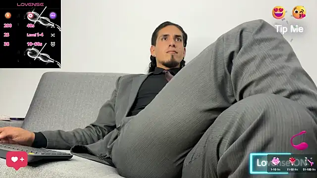 Tom blunt96 online show from 21, 9, 2025