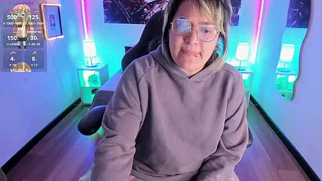 lucky-leah online show from 25, 10, 2025