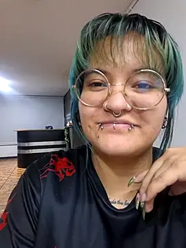 Snapshot of lucky-leah chatting on 11, 7, 2026 lucky-leah online show from 11, 7, 2026