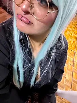 lucky-leah online show from 5, 10, 2025