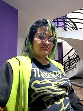 lucky-leah online show from 27, 9, 2025