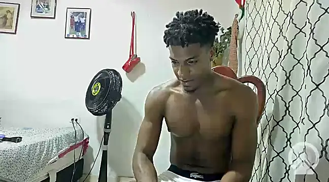 Snapshot of andrews2399 chatting on 7, 2, 2025 andrews2399 online show from 7, 2, 2025