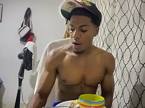 Snapshot of andrews2399 chatting on 11, 9, 2025 andrews2399 online show from 11, 9, 2025