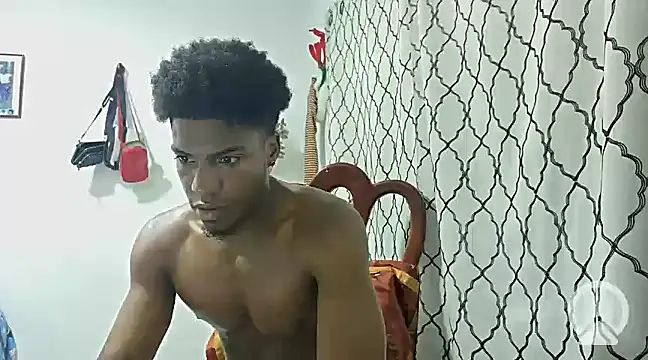 Snapshot of andrews2399 chatting on 8, 3, 2025 andrews2399 online show from 8, 3, 2025