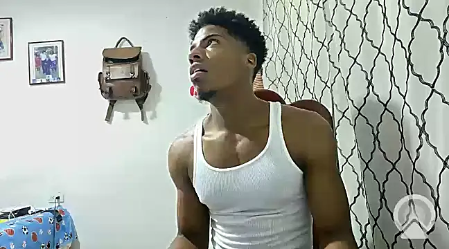 Snapshot of andrews2399 chatting on 17, 1, 2025 andrews2399 online show from 17, 1, 2025