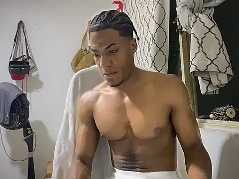 Snapshot of andrews2399 chatting on 8, 10, 2025 andrews2399 online show from 8, 10, 2025