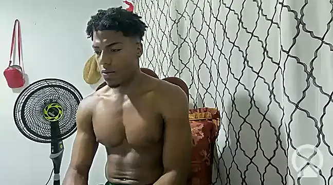 Snapshot of andrews2399 chatting on 22, 3, 2025 andrews2399 online show from 22, 3, 2025