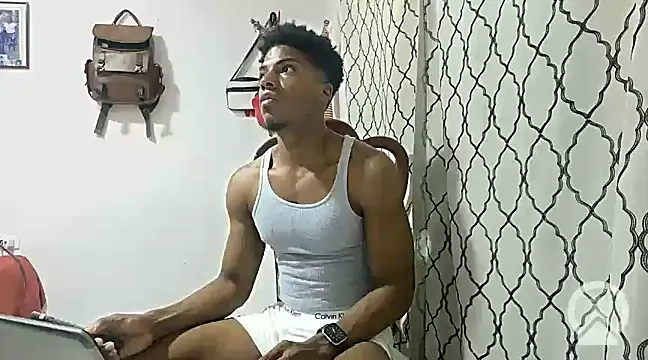 Snapshot of andrews2399 chatting on 23, 1, 2025 andrews2399 online show from 23, 1, 2025