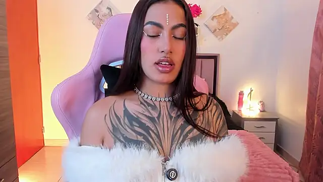 Kayla foxxy online show from 16, 7, 2026