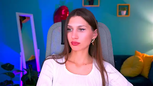 MollyPerry online show from 14, 2, 2025