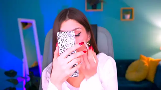 MollyPerry online show from 14, 2, 2025