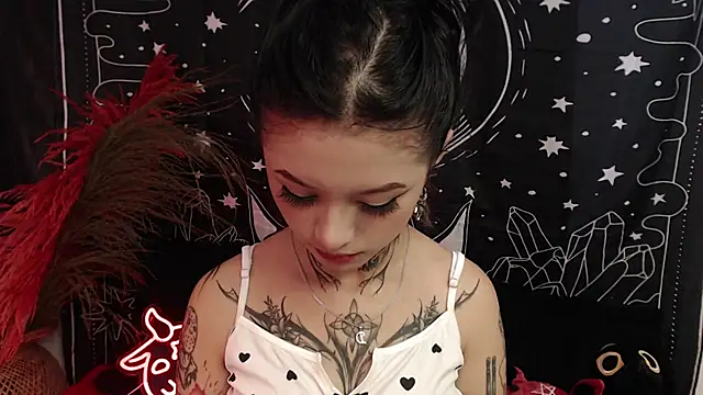 Isabella  dark online show from 15, 3, 2025