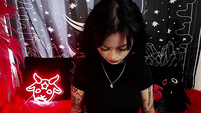 Isabella  dark online show from 11, 3, 2025