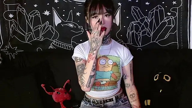 Isabella  dark online show from 29, 11, 2025