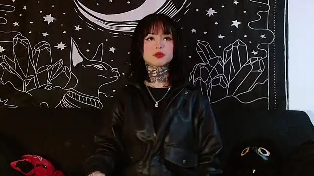 Isabella  dark online show from 10, 11, 2025