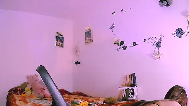 Candy beauty online show from 21, 2, 2025