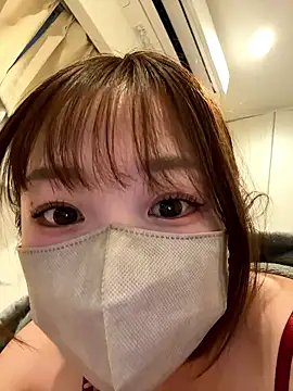 Snapshot of OCHAN___X chatting on 5, 12, 2025 OCHAN X online show from 5, 12, 2025