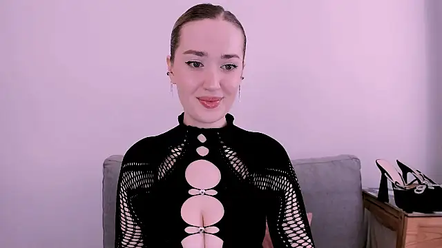 Snapshot of CindyKissable chatting on 7, 6, 2026 CindyKissable online show from 7, 6, 2026