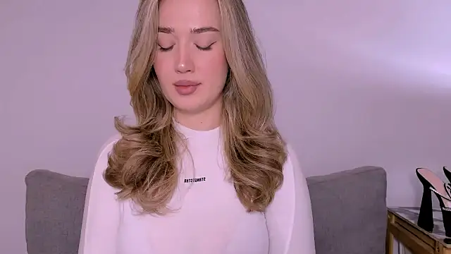 CindyKissable online show from 4, 12, 2025