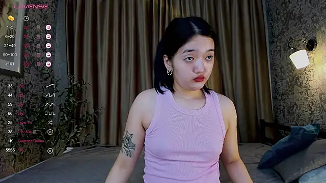 Snapshot of FreyaRaya chatting on 6, 10, 2025 FreyaRaya online show from 6, 10, 2025