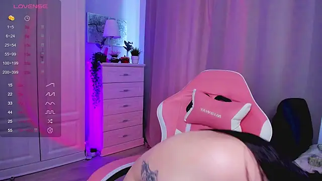 Snapshot of FreyaRaya chatting on 22, 2, 2025 FreyaRaya online show from 22, 2, 2025