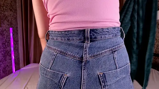 FreyaRaya online show from 3, 4, 2026