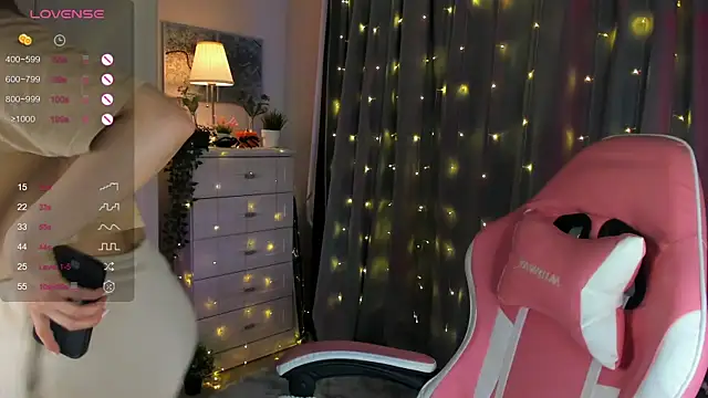 Snapshot of FreyaRaya chatting on 13, 3, 2025 FreyaRaya online show from 13, 3, 2025