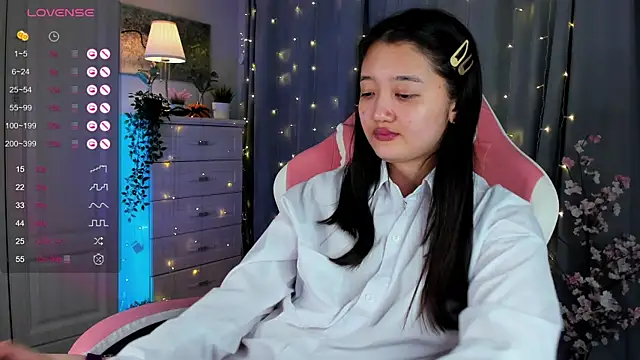 Snapshot of FreyaRaya chatting on 9, 3, 2025 FreyaRaya online show from 9, 3, 2025