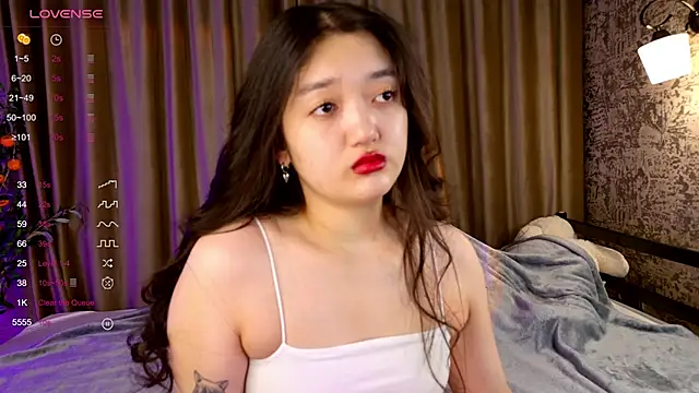 Snapshot of FreyaRaya chatting on 28, 11, 2025 FreyaRaya online show from 28, 11, 2025