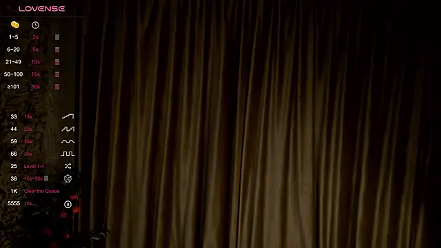 Snapshot of FreyaRaya chatting on 4, 12, 2025 FreyaRaya online show from 4, 12, 2025