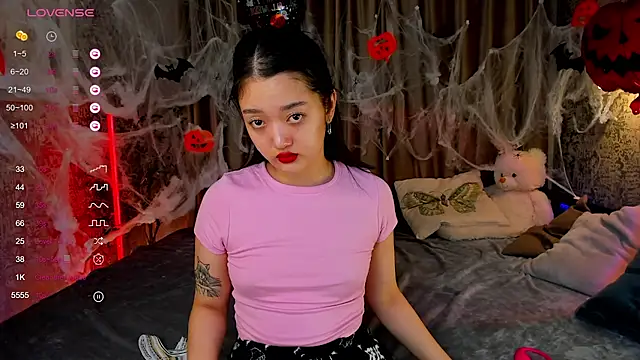 Snapshot of FreyaRaya chatting on 25, 10, 2025 FreyaRaya online show from 25, 10, 2025