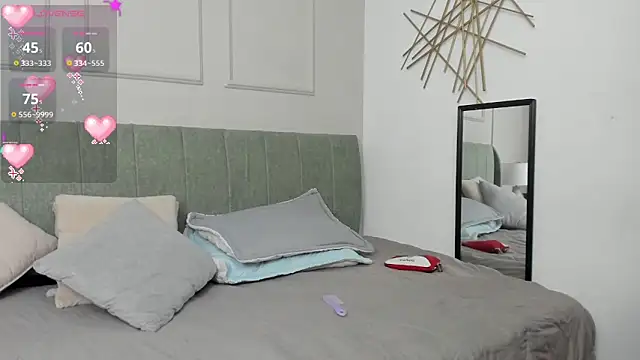 Sussanewolf online show from 4, 12, 2025