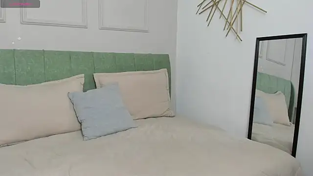 Sussanewolf online show from 25, 9, 2025